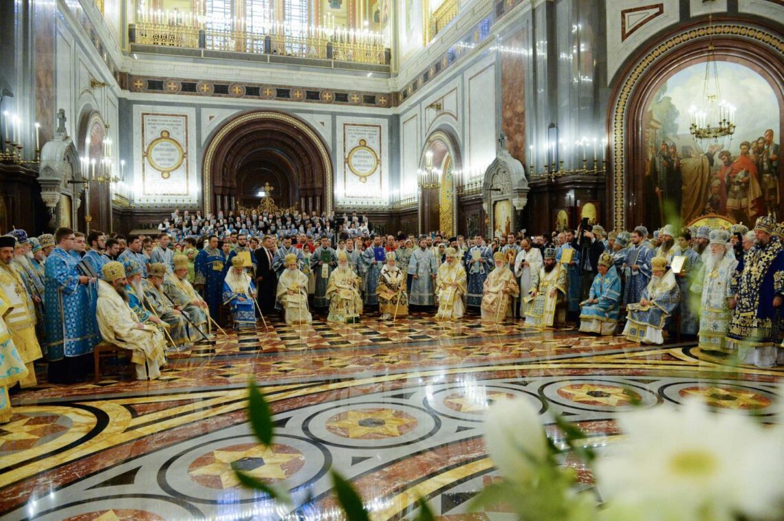 [:en]Divine Liturgy in the Cathedral of Christ the Saviour on the centenary of enthronement of St. Tikhon the Patriarch of Moscow[:SR]Торжествена Литургија у храму Христа Спаситеља у Москви[:]